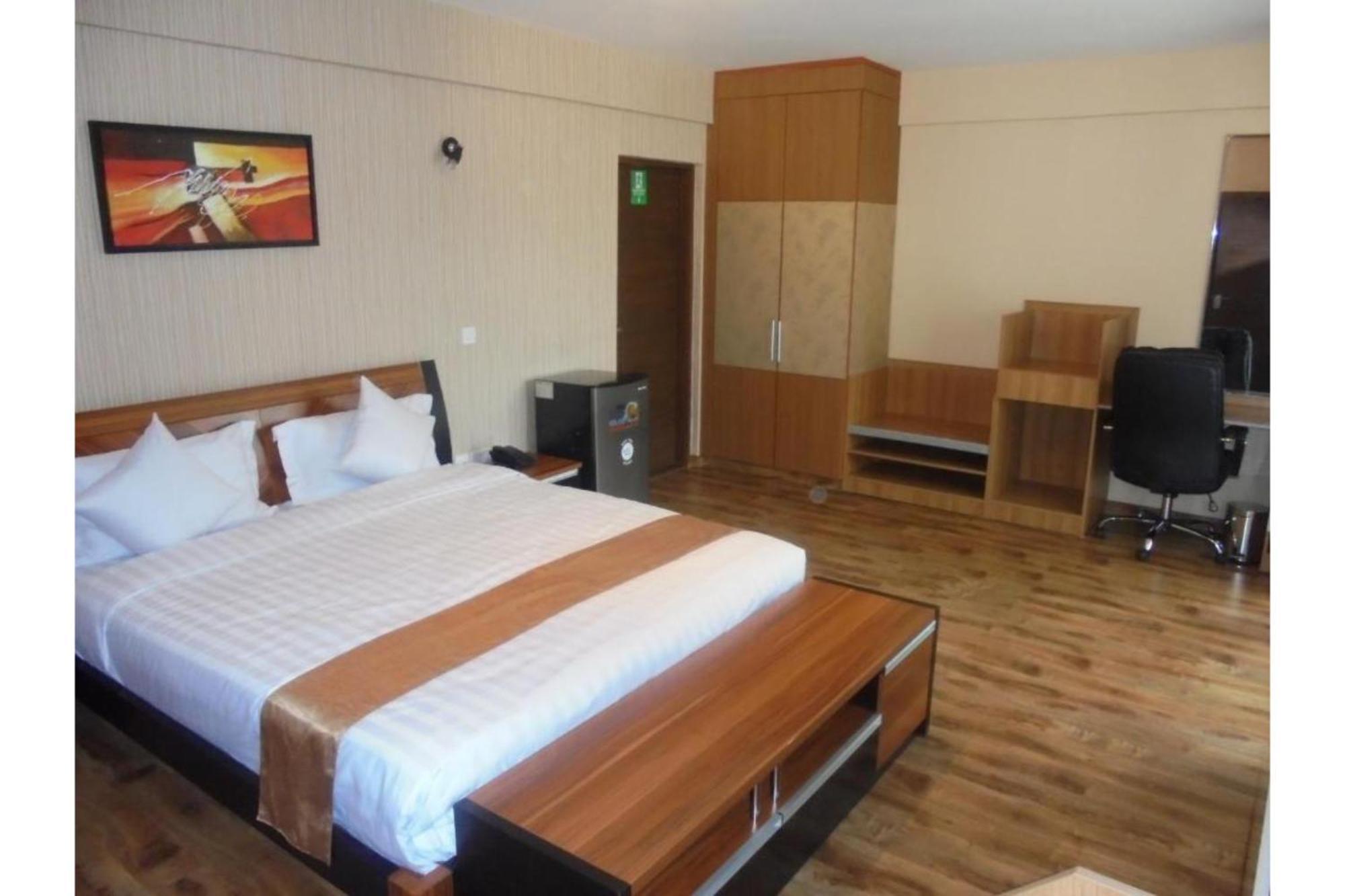 We Hotel & Suites Nairobi Eksteriør bilde
