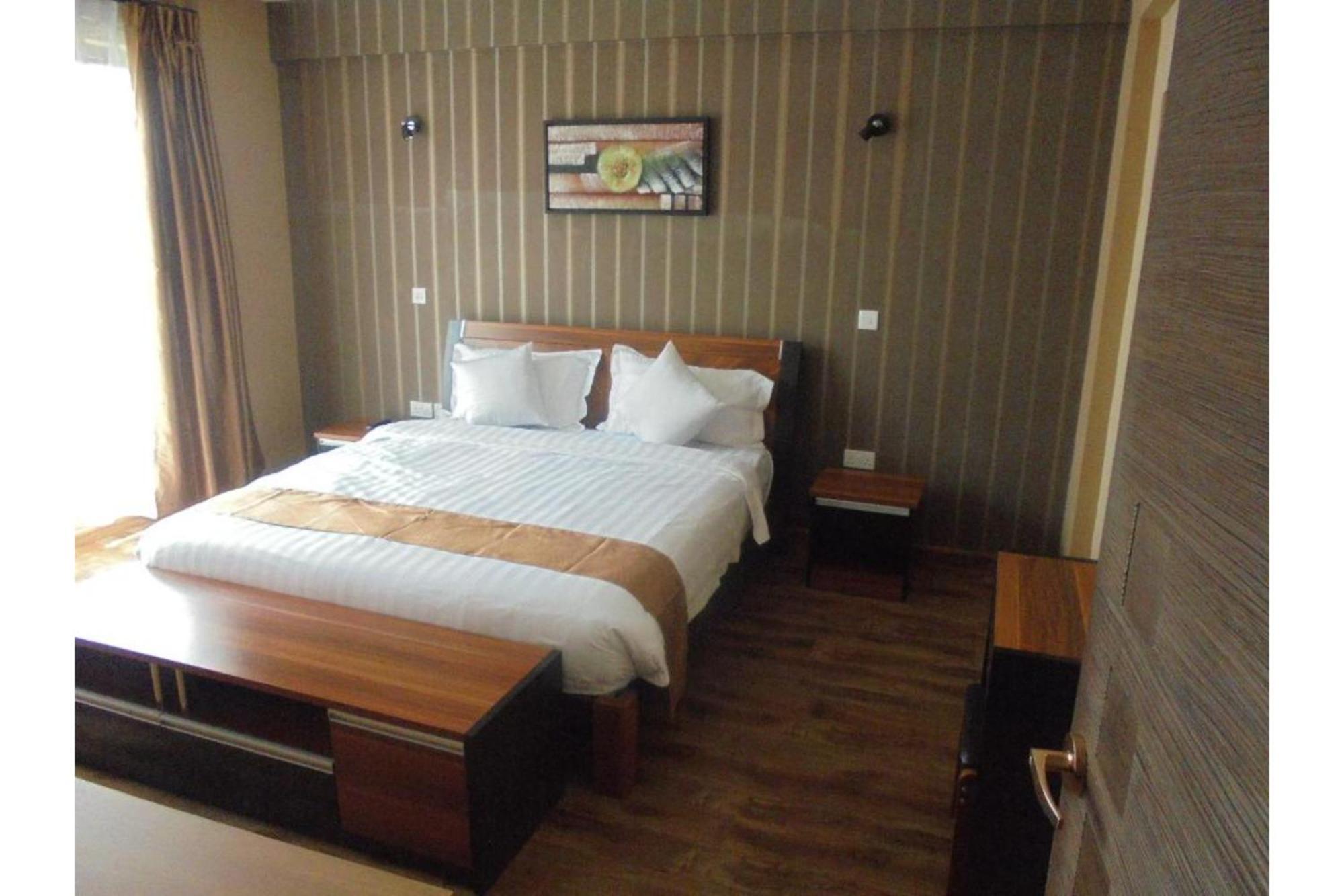 We Hotel & Suites Nairobi Eksteriør bilde