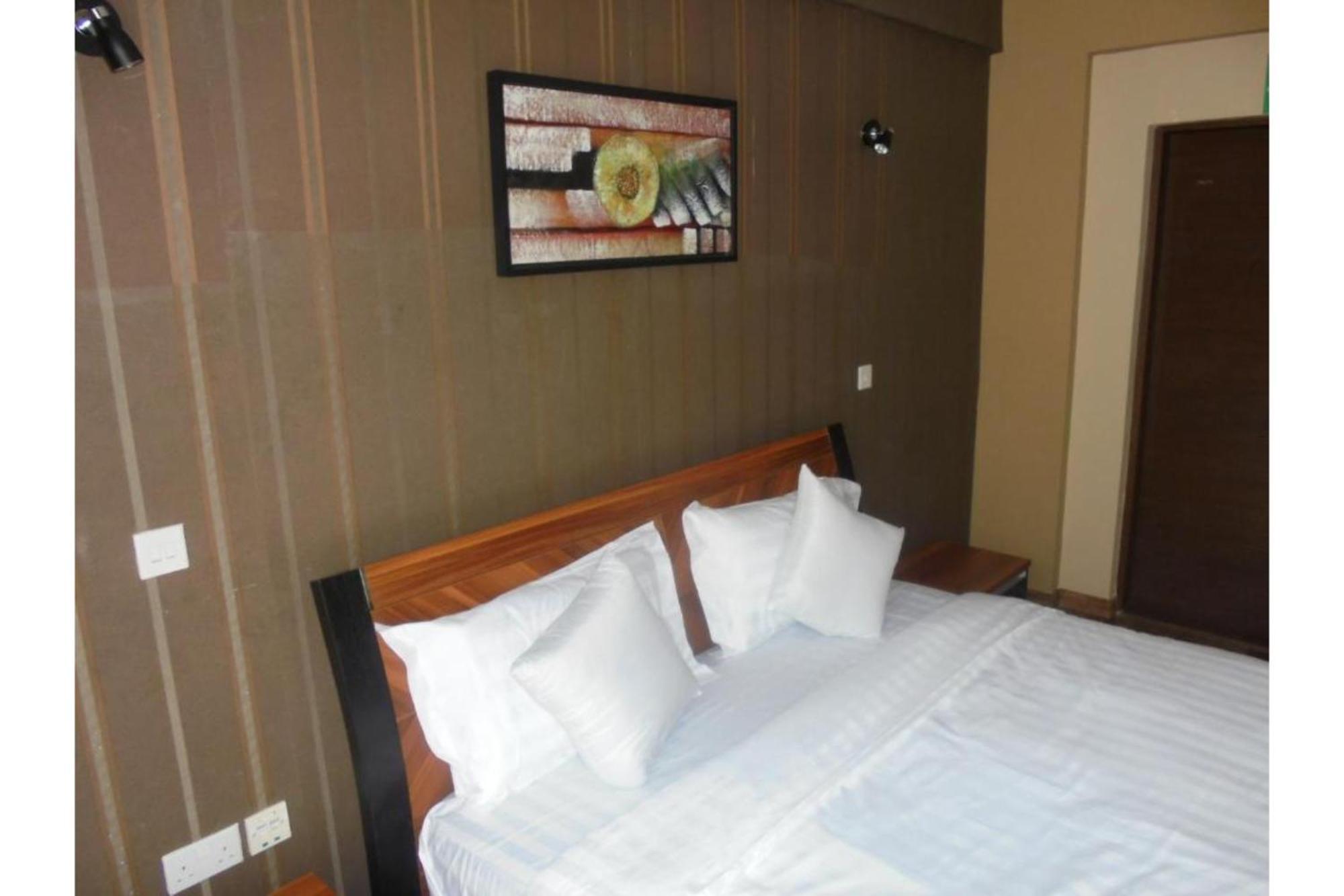 We Hotel & Suites Nairobi Eksteriør bilde
